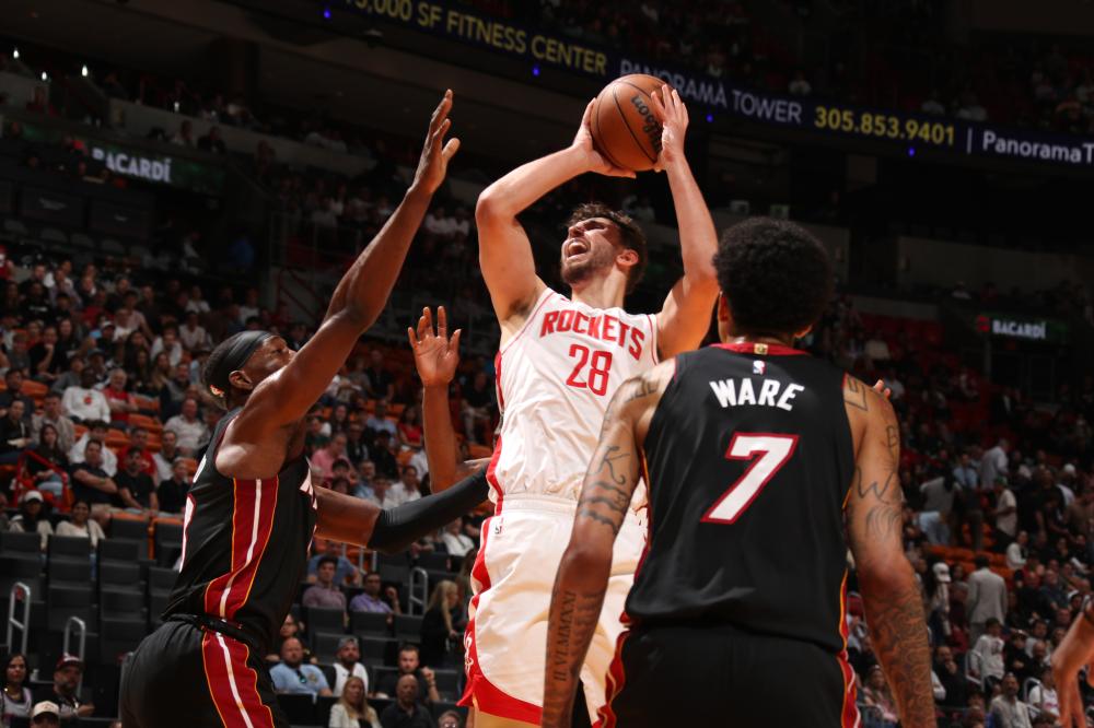 后者则以其 后者则以其