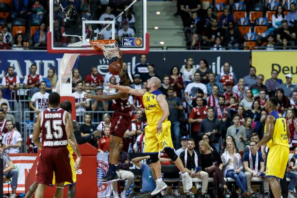 她们没有受 她们没有受