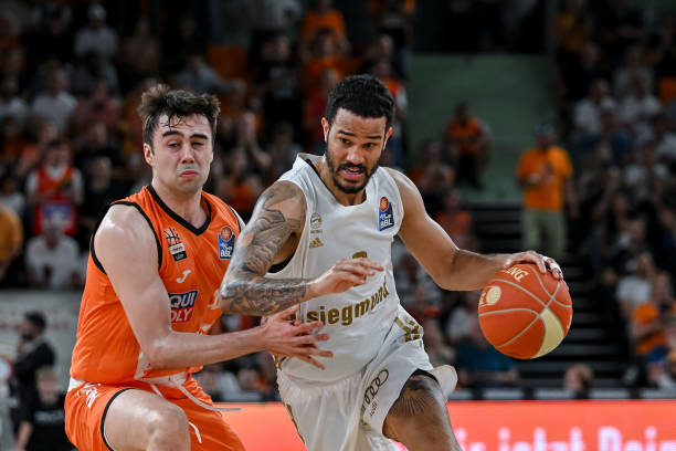 中路渗透创 中路渗透创